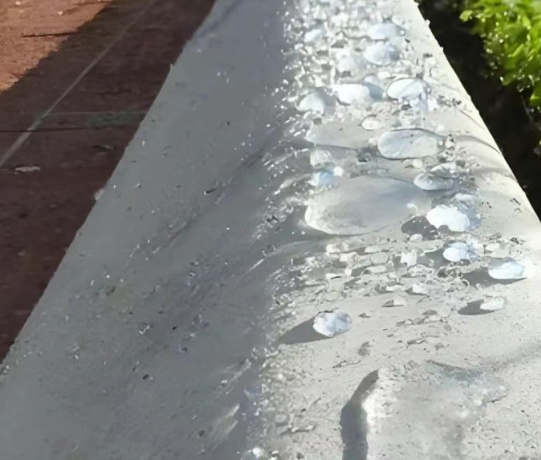 乌拉特前硅烷浸渍涂料在混凝土保护中的应用